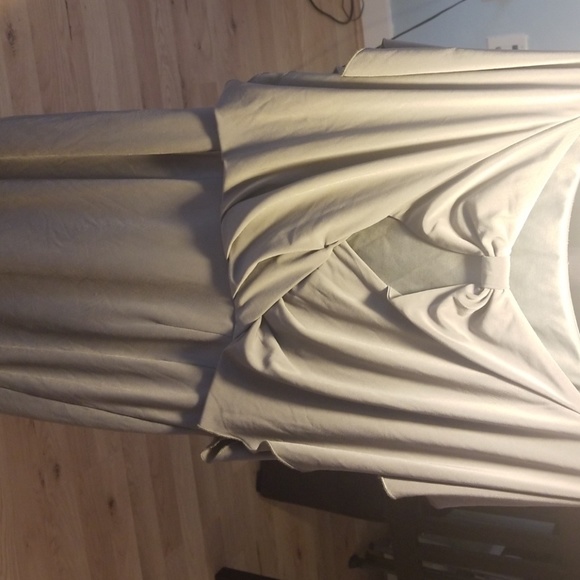 Grey Jessica Simpson dress with small open back - Picture 2 of 2